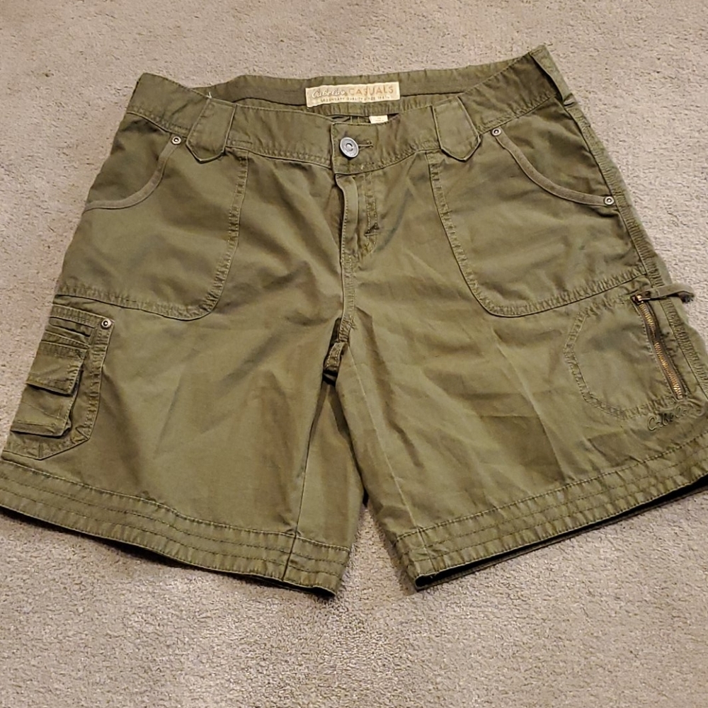 Cabela's Army Green Shorts Sz 12